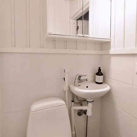 Economy Tieva アパート レヴィ